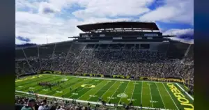 Oregon's star recruit: A transaction, not a family legacy.