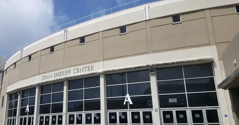 Hawaii wasn't just hosting NCAA Volleyball—it dominated.