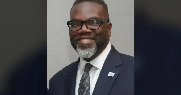 Johnson spent $700M, now demands $500M from Illinois.