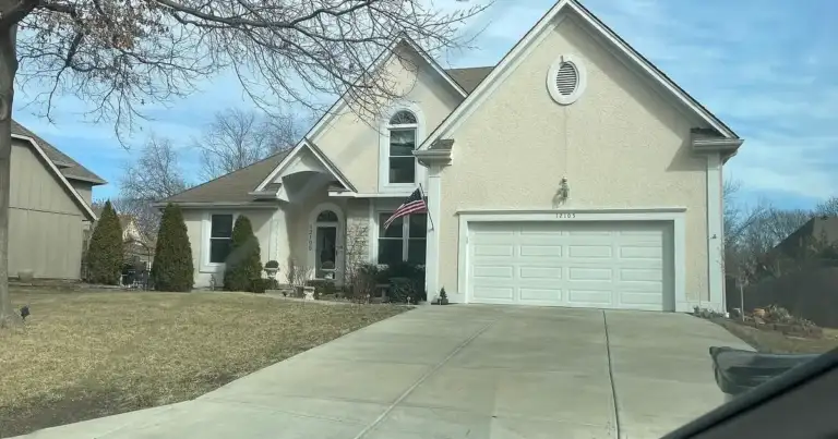 28,000 KC Homes Still Dark After Storms 3 28,000 KC Homes Still Dark After Storms