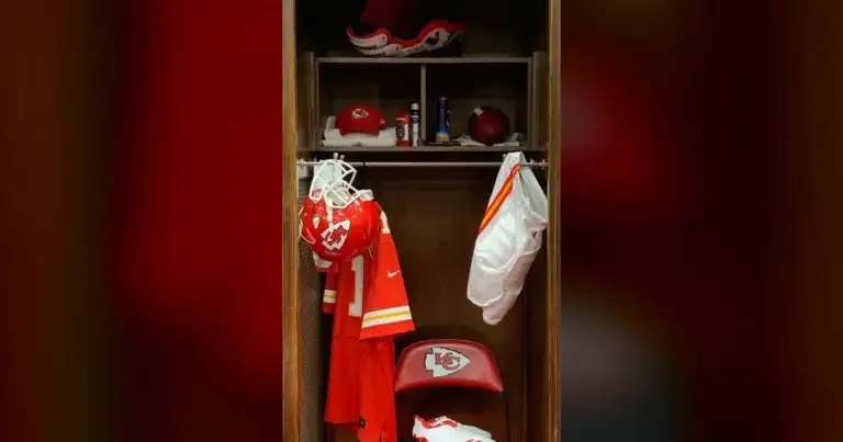 President Stevens: How's Mahomes doing? What's his status? 1 President Stevens: How's Mahomes doing? What's his status?