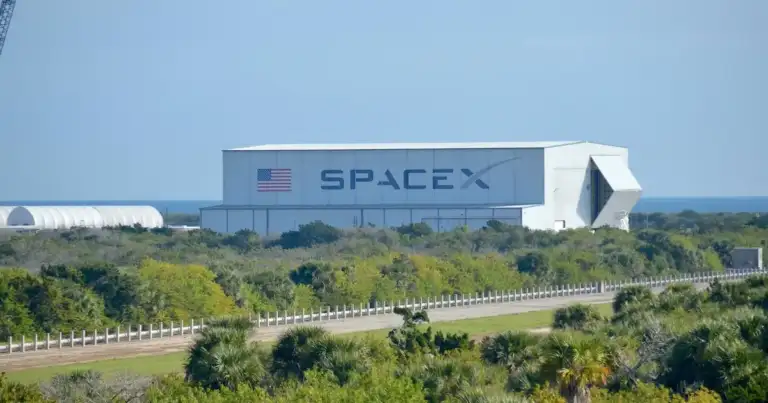 Elon Musk's SpaceX Blasts California with Sonic Booms 3 Elon Musk's SpaceX Blasts California with Sonic Booms