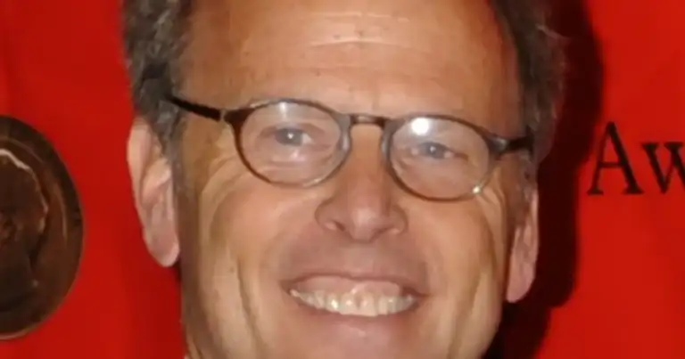Mark Johnson Slaughtered 6 Relatives in Harmony Creek, Iowa 1 Mark Johnson Slaughtered 6 Relatives in Harmony Creek, Iowa